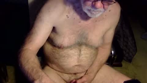 Snapshot of mydiboi chatting on 4, 5, 2026 r-glenn-01 online show from 4, 5, 2026