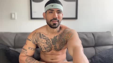 Snapshot of myke_esthetic chatting on 27, 2, 2025 Myke esthetic online show from 27, 2, 2025