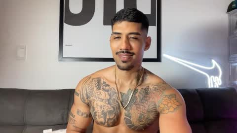 Snapshot of myke_esthetic chatting on 20, 9, 2025 Myke esthetic online show from 20, 9, 2025