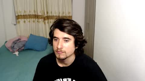 Snapshot of myke_xxx chatting on 10, 1, 2026 mike online show from 10, 1, 2026