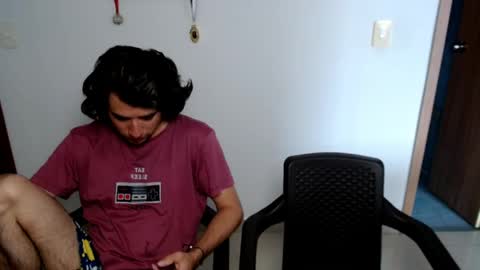 Snapshot of myke_xxx chatting on 11, 4, 2026 mike online show from 11, 4, 2026