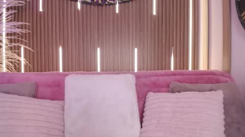 Myla  online show from 18, 10, 2025