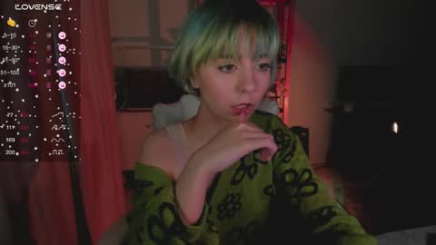 Snapshot of mylaweb chatting on 29, 4, 2026 MylaFlores online show from 29, 4, 2026