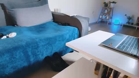 Snapshot of mylegsonheels chatting on 24, 3, 2026 Anda online show from 24, 3, 2026