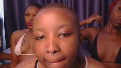 Snapshot of myline_ chatting on 7, 3, 2026 myline_ online show from 7, 3, 2026