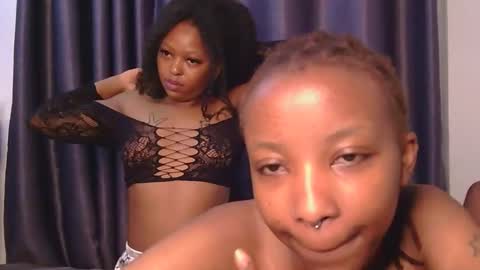 Snapshot of myline_ chatting on 22, 3, 2026 myline_ online show from 22, 3, 2026