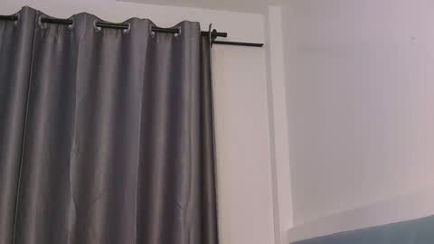 Snapshot of myline_ chatting on 7, 4, 2026 myline_ online show from 7, 4, 2026