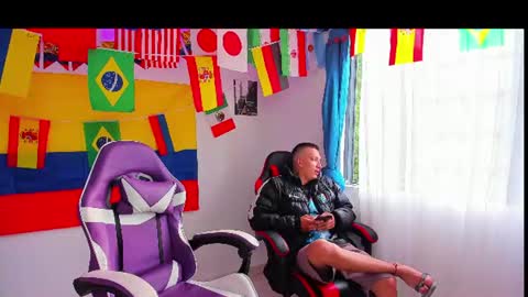 Snapshot of myluandjackhot chatting on 8, 7, 2026 Myluandjack online show from 8, 7, 2026