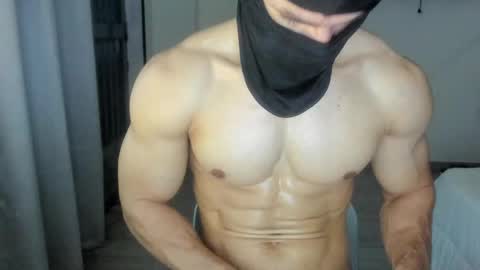 Snapshot of mysterious_muscles chatting on 14, 4, 2026 mysterious_muscles online show from 14, 4, 2026