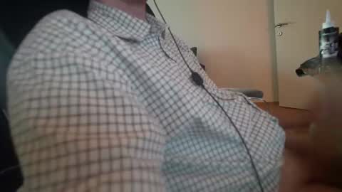 Snapshot of mysteryboy497 chatting on 12, 11, 2025 mysteryboy497 online show from 12, 11, 2025