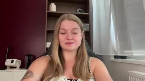 Snapshot of mysteryericax chatting on 27, 6, 2026 Erica online show from 27, 6, 2026