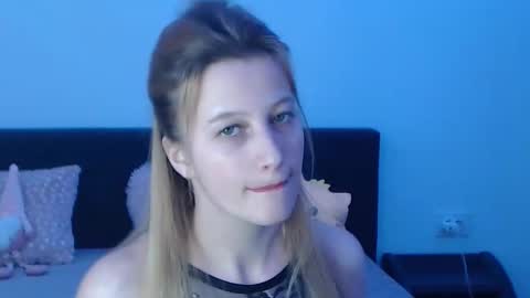 Snapshot of mysterygirl2023 chatting on 26, 3, 2026 Mystery Girl online show from 26, 3, 2026