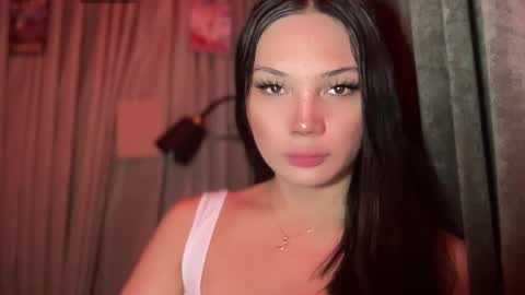 UR GIRL NEXTDOOR online show from 1, 3, 2026