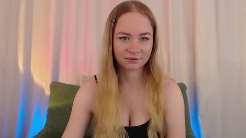 Snapshot of mystic_barbie chatting on 18, 9, 2025 Barbie online show from 18, 9, 2025