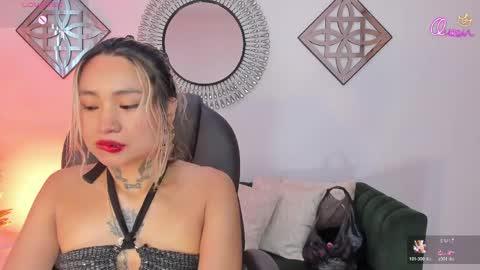 mystic_nova_ online show from 5, 4, 2026