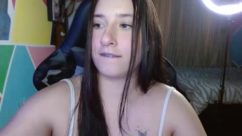 Snapshot of mysticdoll69 chatting on 24, 4, 2026 mysticdoll69 online show from 24, 4, 2026