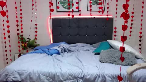 Mystic  online show from 17, 2, 2025