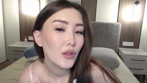 mysticsirenn online show from 17, 3, 2026