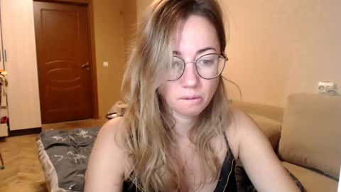 Snapshot of mystiquemaya chatting on 7, 12, 2024 Maya online show from 7, 12, 2024