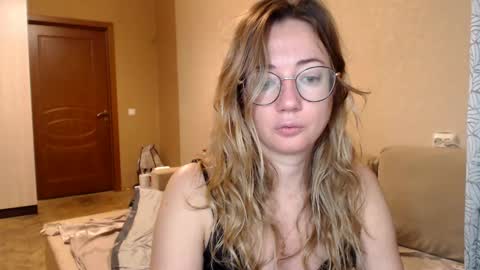 Snapshot of mystiquemaya chatting on 23, 1, 2025 Maya online show from 23, 1, 2025