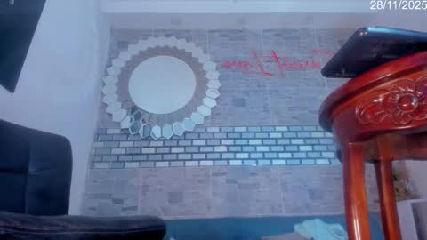          online show from 28, 11, 2025