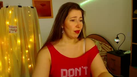 Snapshot of mystydew chatting on 24, 4, 2026 MystyDew online show from 24, 4, 2026