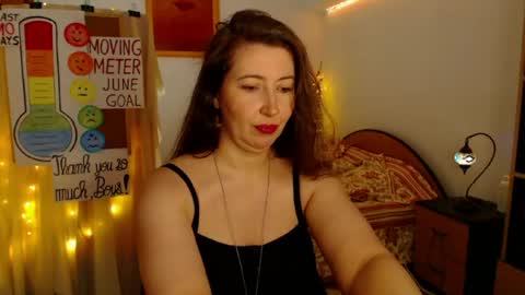 Snapshot of mystydew chatting on 19, 6, 2026 MystyDew online show from 19, 6, 2026