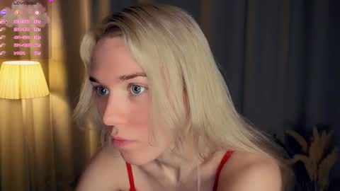 Olivia or just olive online show from 27, 11, 2025