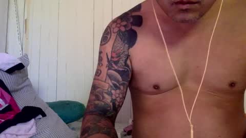 Snapshot of mywi11yisbiggy chatting on 2, 2, 2025 str8 dom alphaAsian Daddy type. sorry not bi or  curious but i dont judgediscrimenate. online show from 2, 2, 2025