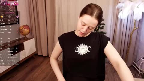 Eva  online show from 18, 12, 2025