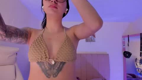 Snapshot of naath_ chatting on 8, 9, 2025 anny online show from 8, 9, 2025