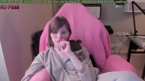 Snapshot of nacmar chatting on 10, 7, 2026 Natalie Marlo online show from 10, 7, 2026