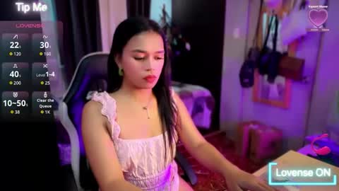 Snapshot of naddyblush69 chatting on 6, 4, 2026 Nadia online show from 6, 4, 2026