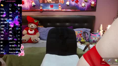 Snapshot of nadia_84 chatting on 24, 12, 2024 nadia_84 online show from 24, 12, 2024