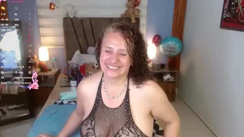 Snapshot of nadia_84 chatting on 15, 9, 2025 nadia_84 online show from 15, 9, 2025