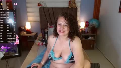 Snapshot of nadia_84 chatting on 15, 10, 2025 nadia_84 online show from 15, 10, 2025