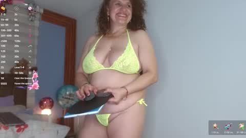 nadia_84 online show from 11, 3, 2026