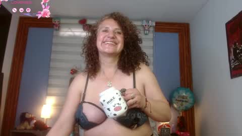 Snapshot of nadia_84 chatting on 4, 5, 2026 nadia_84 online show from 4, 5, 2026
