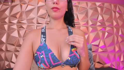 Snapshot of nadiajalil chatting on 4, 5, 2026 nadiajalil online show from 4, 5, 2026