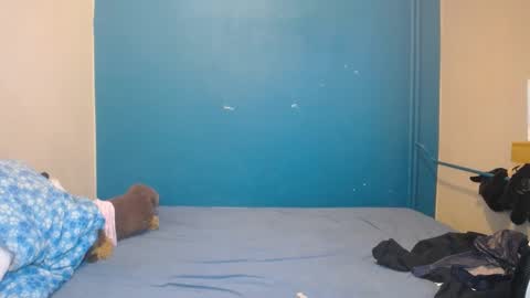 nadinnnea online show from 4, 3, 2025