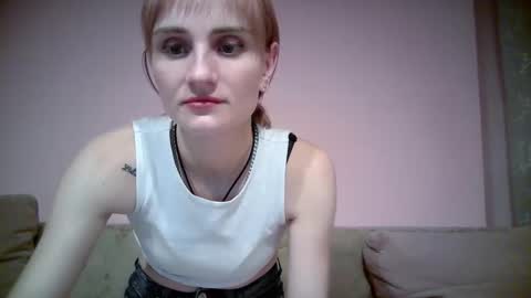 Nadjia online show from 1, 12, 2025
