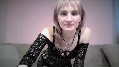 Nadjia online show from 5, 12, 2025