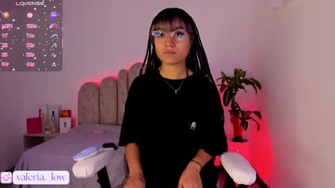 Snapshot of nahia_low chatting on 3, 10, 2025  Valeria  online show from 3, 10, 2025