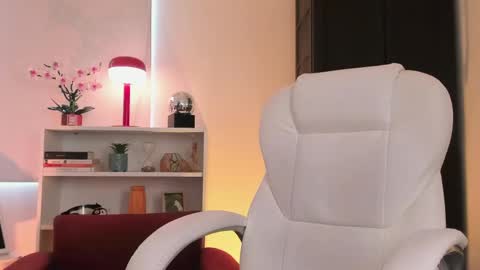 Snapshot of nahiapaws chatting on 15, 4, 2026 Nahia INDEPENDENT MODEL P online show from 15, 4, 2026