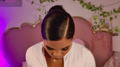 Snapshot of nahiarareina chatting on 18, 4, 2026 NahiaraReina online show from 18, 4, 2026