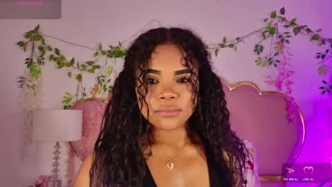 Snapshot of nahiarareina chatting on 7, 5, 2026 NahiaraReina online show from 7, 5, 2026