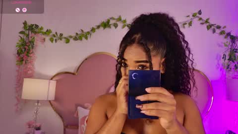 Snapshot of nahiarareina chatting on 28, 5, 2026 NahiaraReina online show from 28, 5, 2026