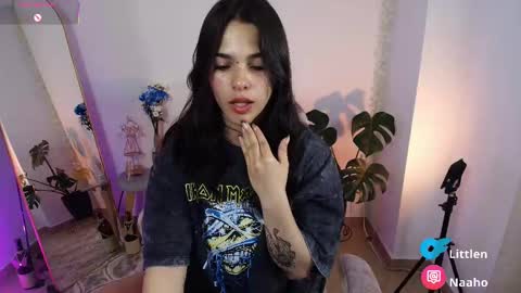 Snapshot of naho_4269 chatting on 17, 9, 2025 Naho  Sigueme en mis Redes Sociales Follow me on my social networks online show from 17, 9, 2025
