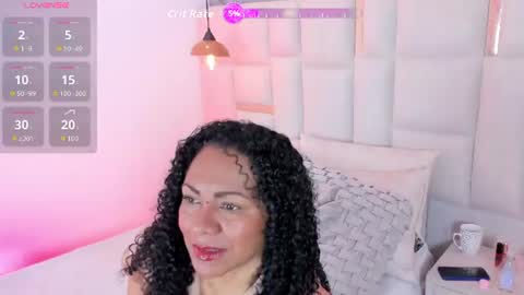 Snapshot of nahomi_dominique chatting on 2, 7, 2026 Nahomi Dominique online show from 2, 7, 2026