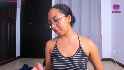 Laura online show from 1, 10, 2025